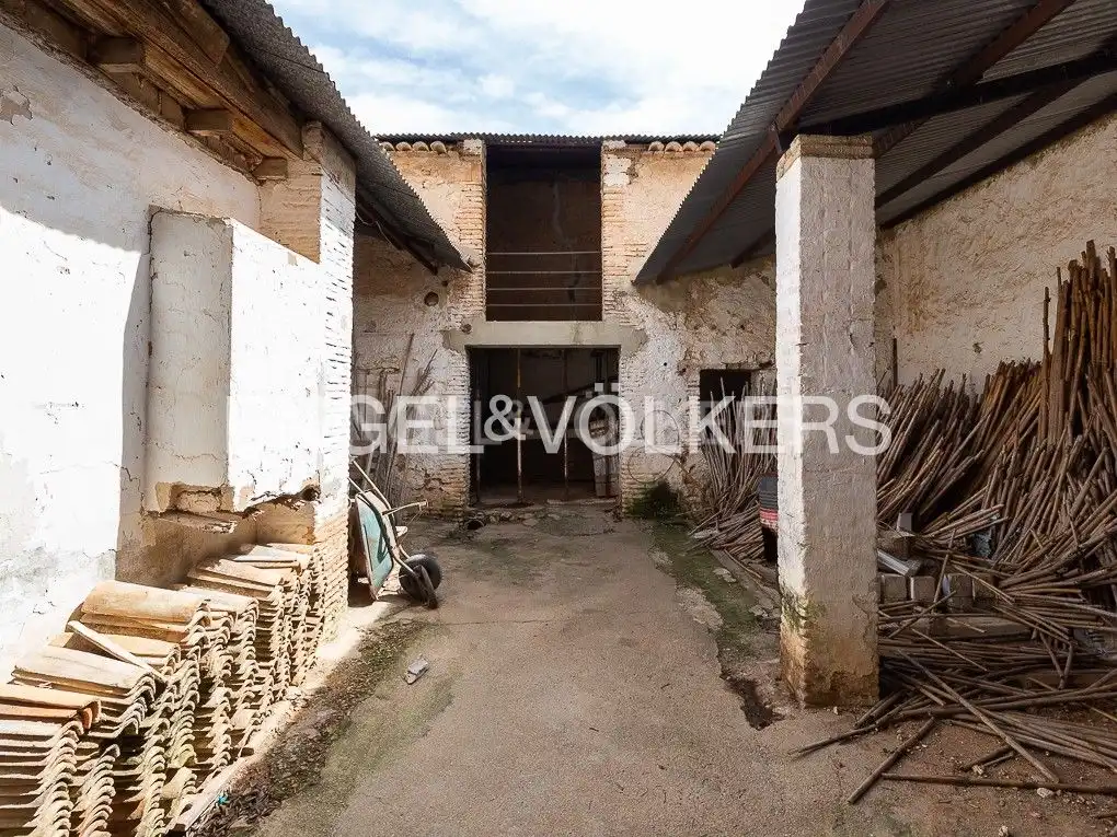 Vista exterior de Finca rústica en venda en Alzira amb Calefacció, Terrassa i Piscina