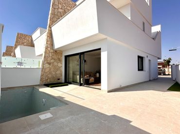 Detached house with balcony for sale in Santiago de la Ribera