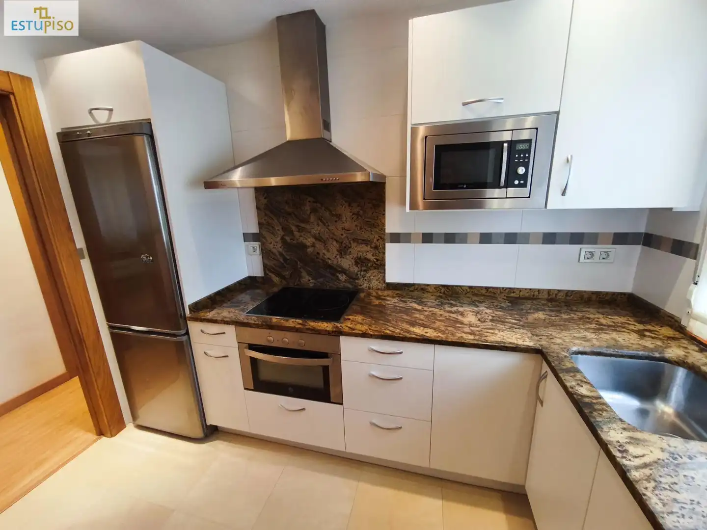 Piso en venta en Calle CEFERINO URIEN, Ali Gobeo