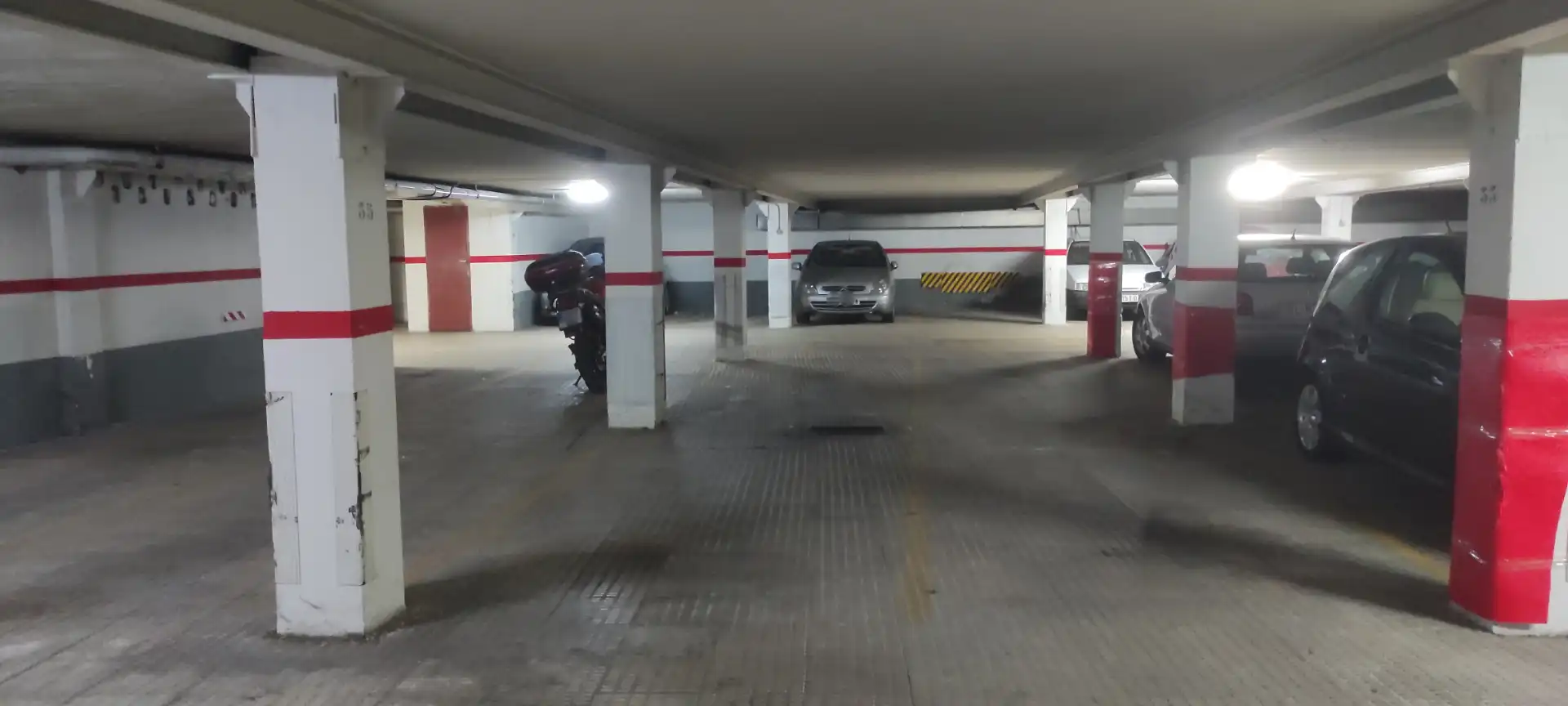 Individual con ascensor en venta en Calle San Pedro de Cardeña 78, imagen 3