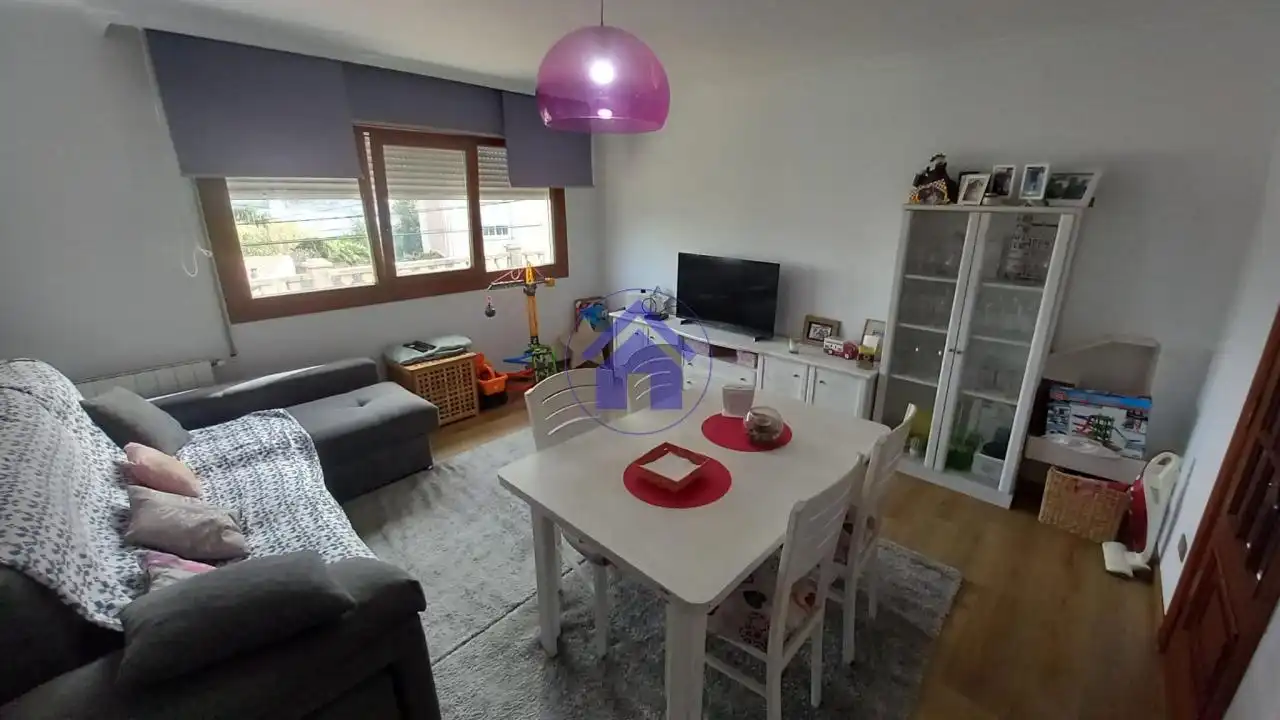 Living room of Houses for sale in Vigo   with Heating, Private garden and Parquet flooring