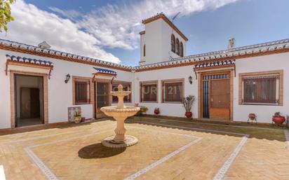 Jardí de Casa o xalet en venda en  Granada Capital amb Aire condicionat i Piscina