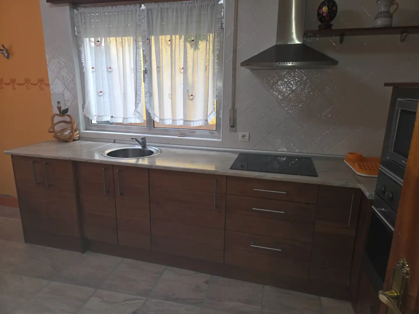 Kitchen of Houses for sale in Meneses de Campos  with Heating, Parquet flooring and Furnished
