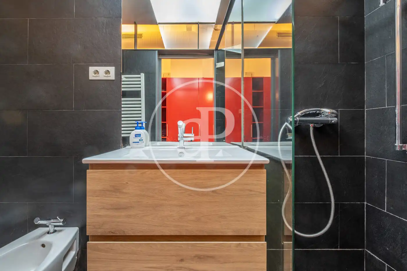 Flat for rent in Carrer Gerard Piera, Barri de les Corts