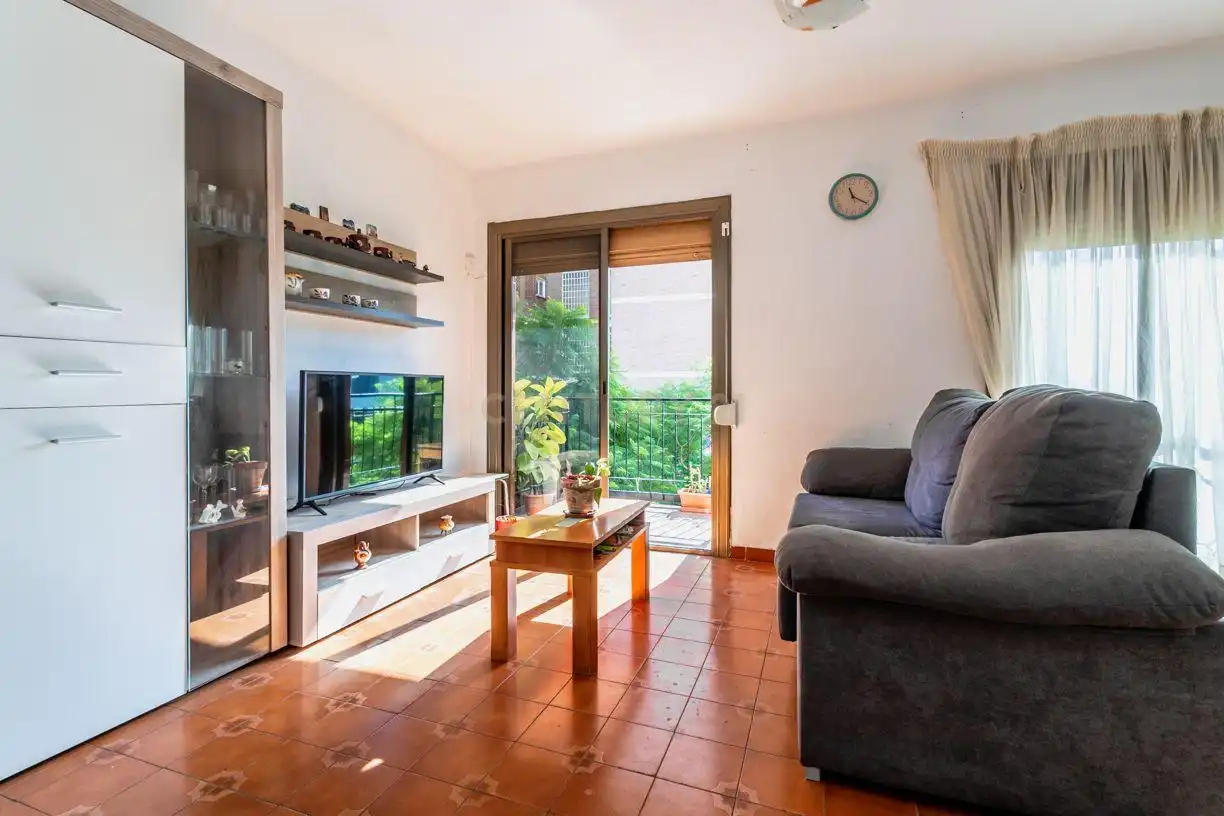 Sala de estar de Piso en venta en Nou Barris