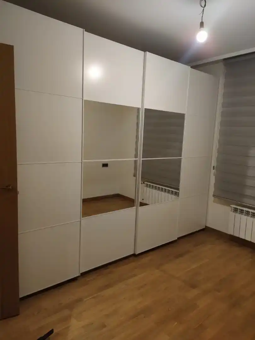 Dormitori de Pis en venda en Vitoria - Gasteiz amb Parquet, Traster i Moblat