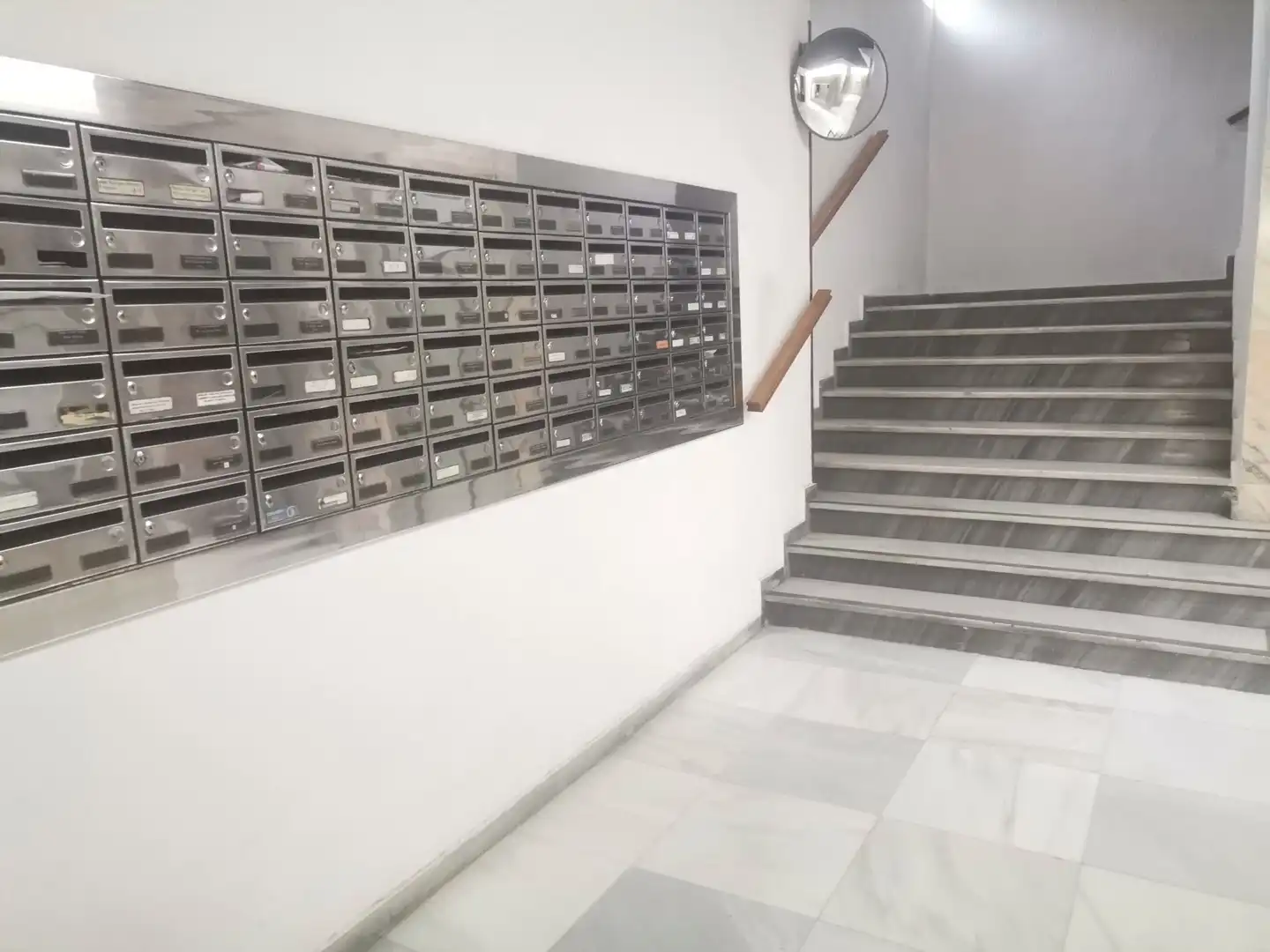 Office for sale in Almería  with Air Conditioner, Heating and Furnished