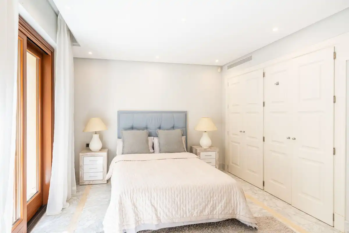 Piso con ascensor en venta en Río Real - Los Monteros, imagen 21