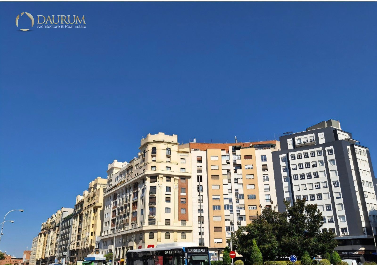 Vista exterior de Local en venda en  Madrid Capital amb Moblat