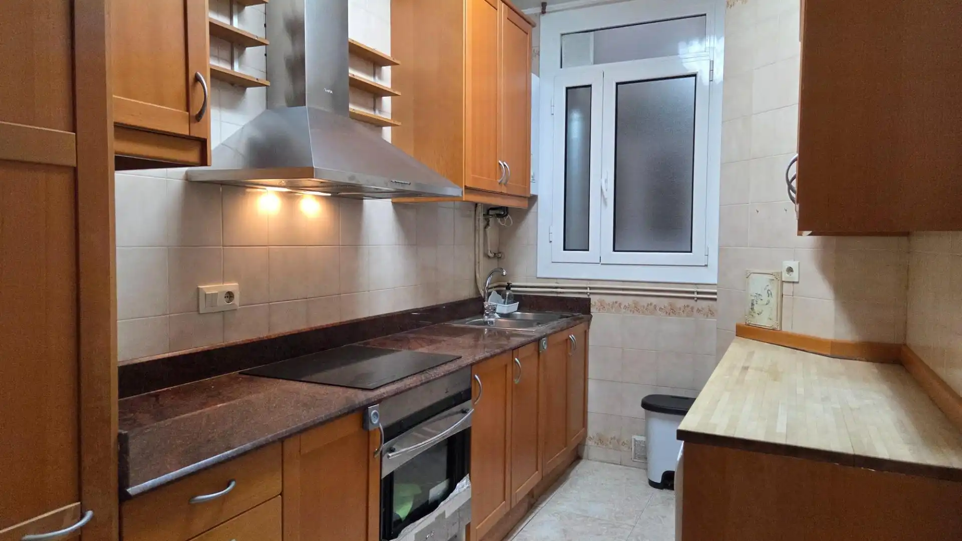 Küche von Wohnung zum Verkauf in Barcelona mit Heizung