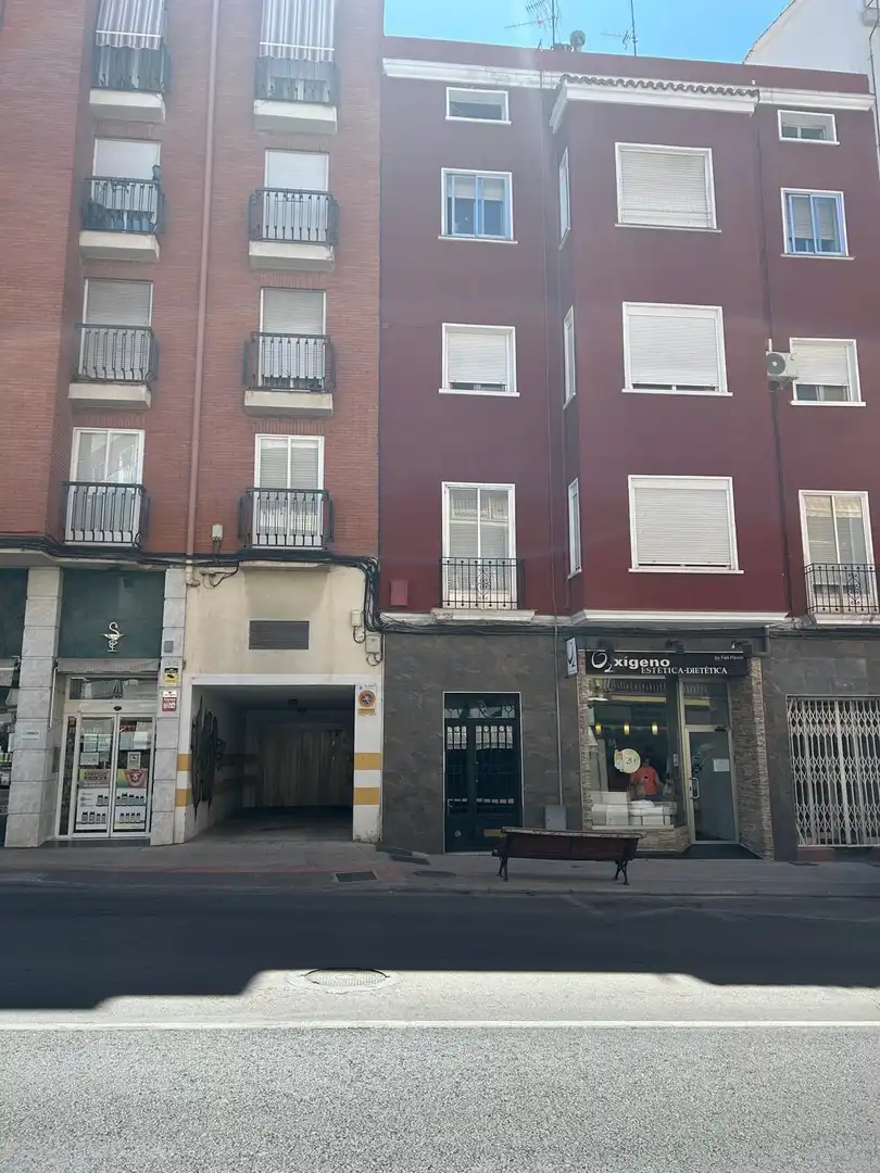 Vista exterior de Pis en venda en Cuenca amb Calefacció