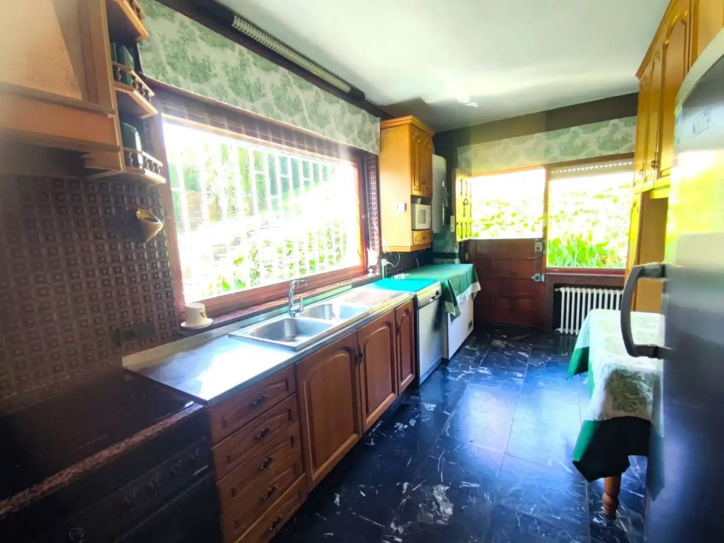 Kitchen of Houses for sale in Castropol  with Private garden, Terrace and Storage room
