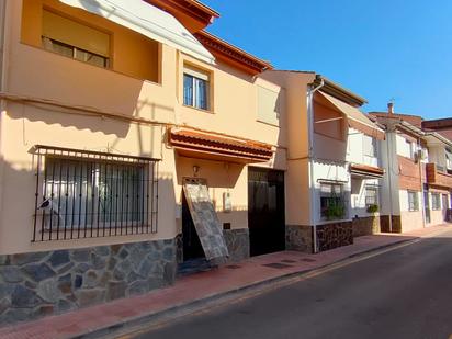 Vista exterior de Casa o xalet en venda en Armilla amb Aire condicionat, Terrassa i Balcó