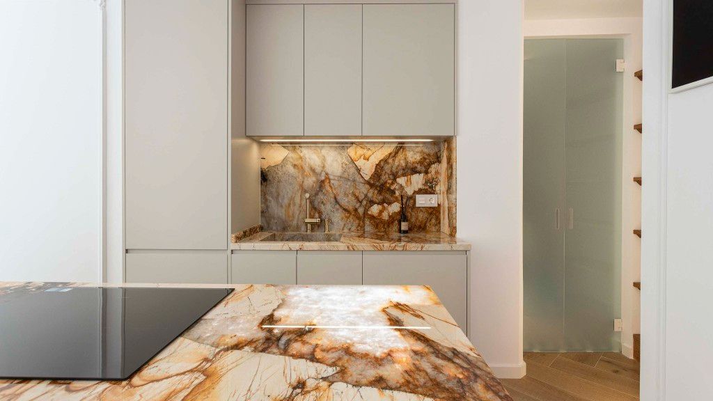 Cuina de Apartament en venda en  Barcelona Capital amb Aire condicionat, Calefacció i Terrassa