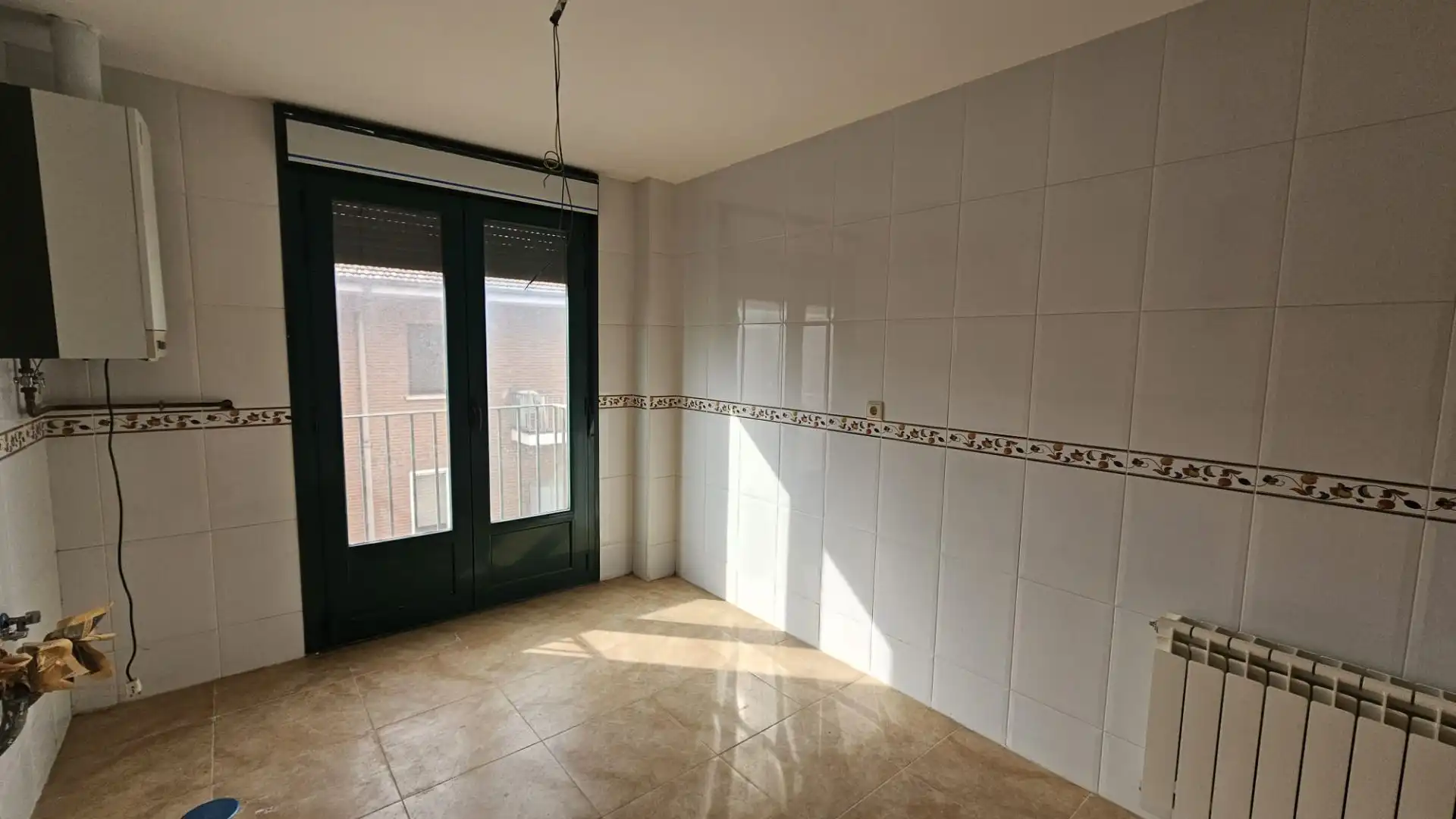 Piso en venta en Torrijos con Calefacción, Terraza y Trastero