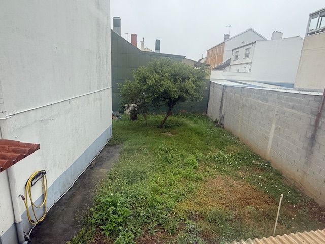 Casa o xalet en venda en Neda amb Calefacció, Traster i Internet