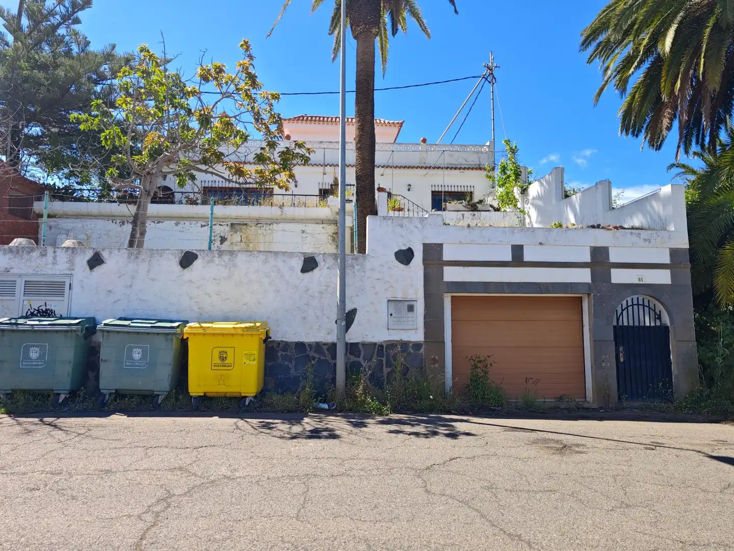 Vista exterior de Casa o xalet en venda en Santa Brígida amb Piscina comunitària