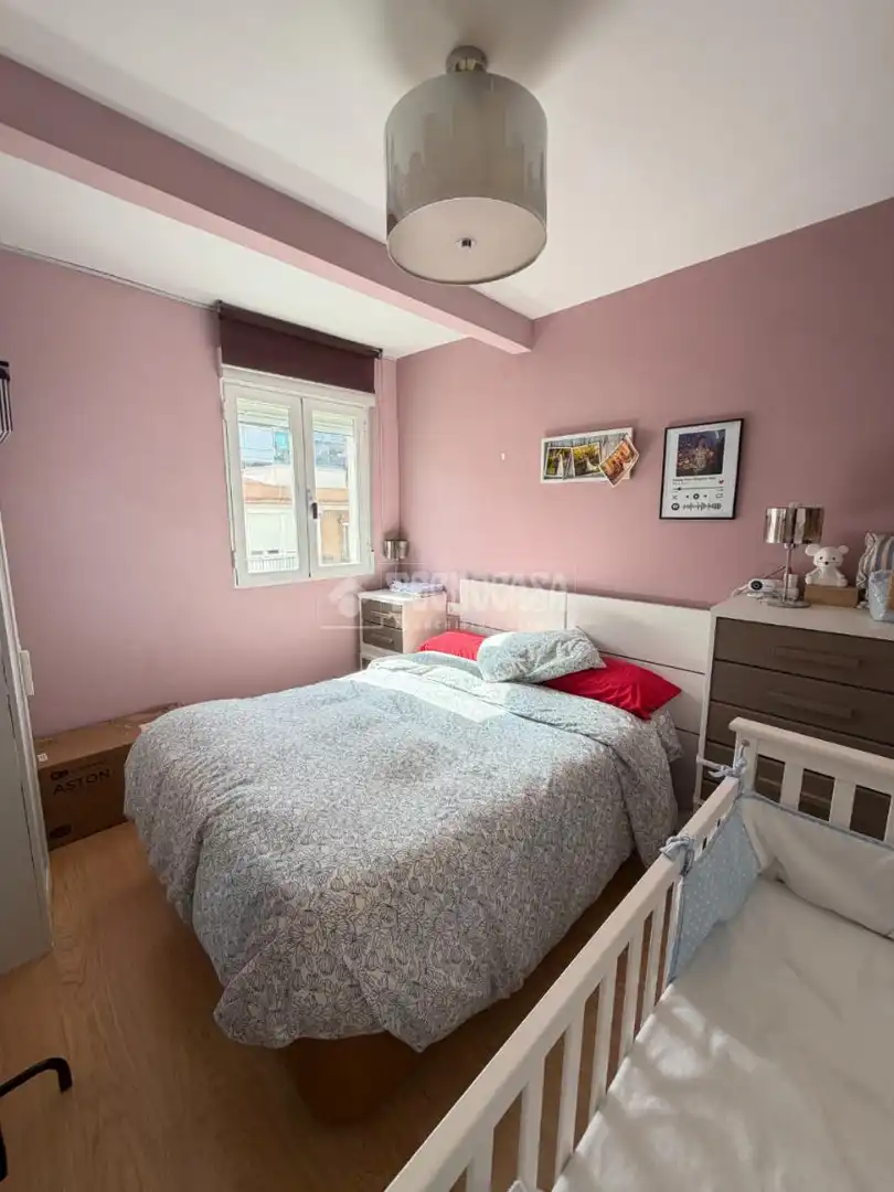 Schlafzimmer von Wohnung zum Verkauf in Madrid mit Heizung, Parkett und Möbliert