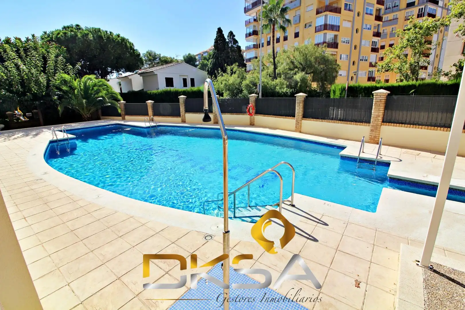 Swimming pool of Flat for sale in Benicasim / Benicàssim  with Private garden, Terrace and Balcony