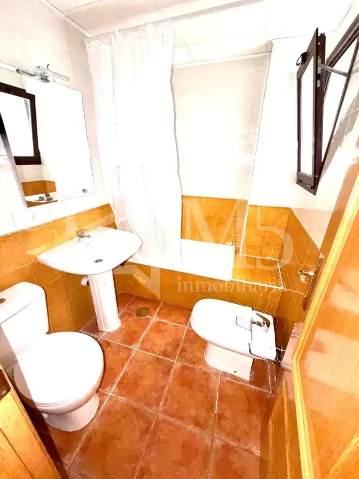 Bathroom of Flat for sale in Alcaucín