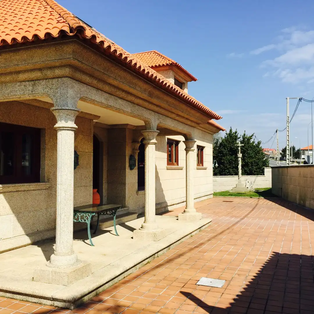 Exterior view of Houses for sale in Meaño  with Private garden, Terrace and Furnished