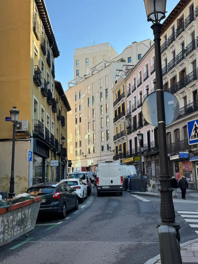 Vista exterior de Local en venta en Madrid con Aire acondicionado, Calefacción y Amueblado