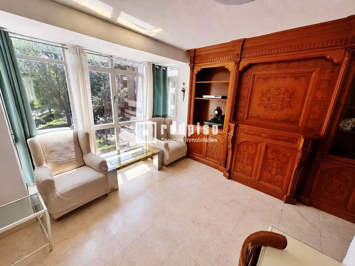 Habitación de Dúplex en venta en Guadalajara con Aire acondicionado, Calefacción y Amueblado
