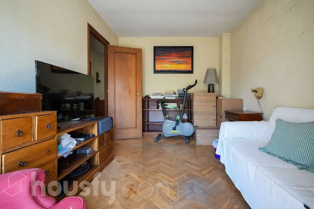Bedroom of Houses for sale in Madrid  with Air Conditioner, Heating and Private garden