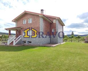 Exterior view of House or chalet for sale in Valle de Losa  with Heating, Private garden and Terrace