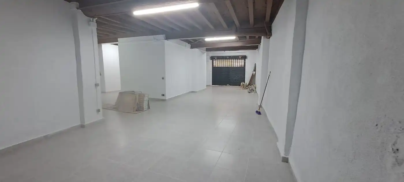 Espacio reformado con alma en el centro de Reus  Ideal para yoga, pilates o fisioterapia, Bild 4