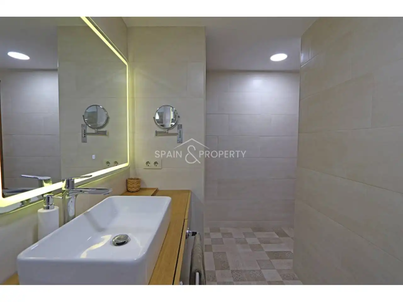 Baño de Casa o chalet en venta en Torrent con Aire acondicionado, Calefacción y Jardín privado