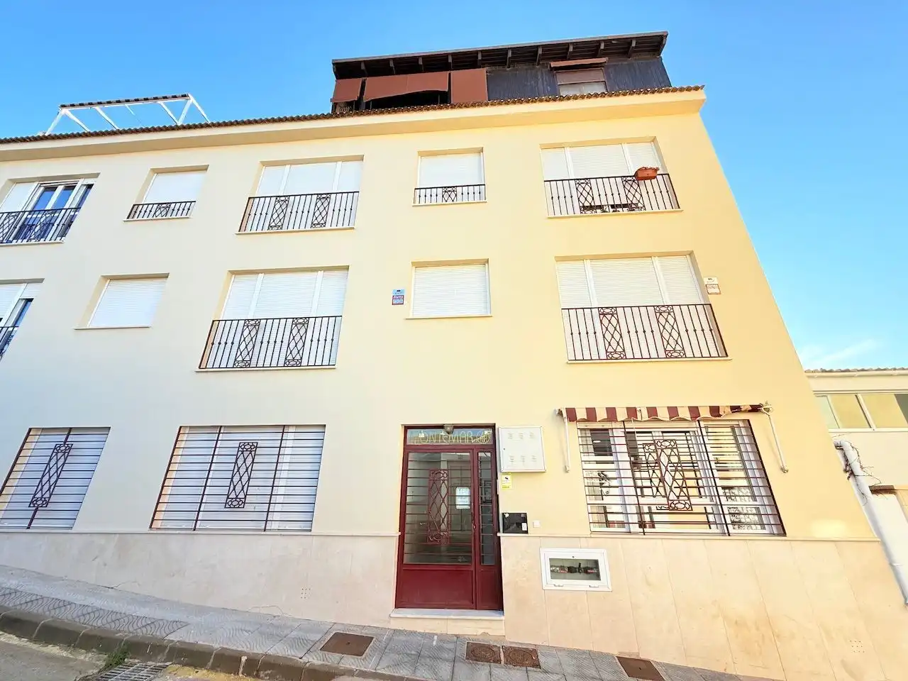 Vista exterior de Pis en venda en Vélez-Málaga amb Aire condicionat i Calefacció