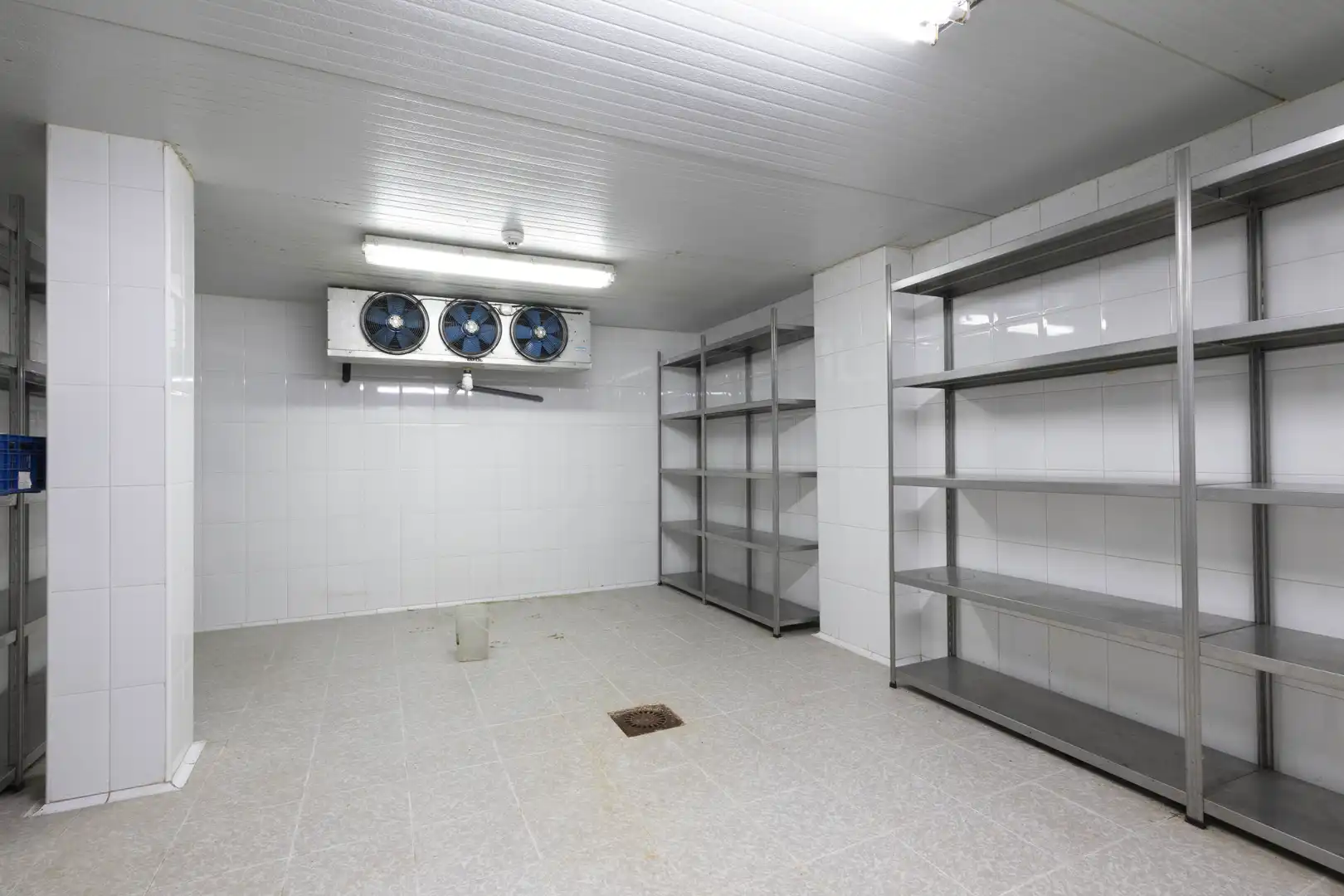 Edificio en venta en Cavia