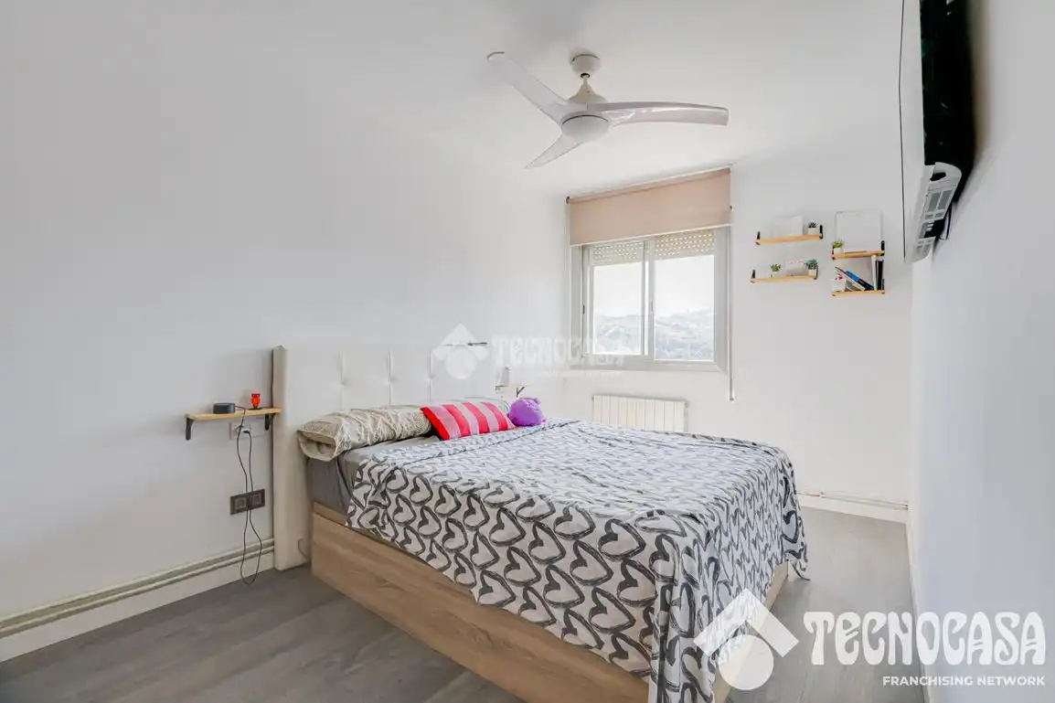 Bedroom of Flat for sale in Terrassa  with Heating and Balcony