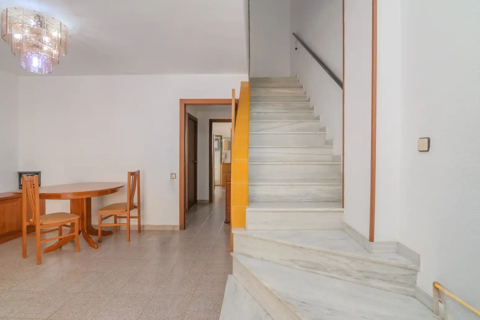 Casa adosada en venda en Sant Boi de Llobregat amb Aire condicionat i Terrassa