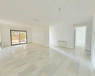 Sala d'estar de Pis en venda en  Valencia Capital amb Aire condicionat, Calefacció i Jardí privat