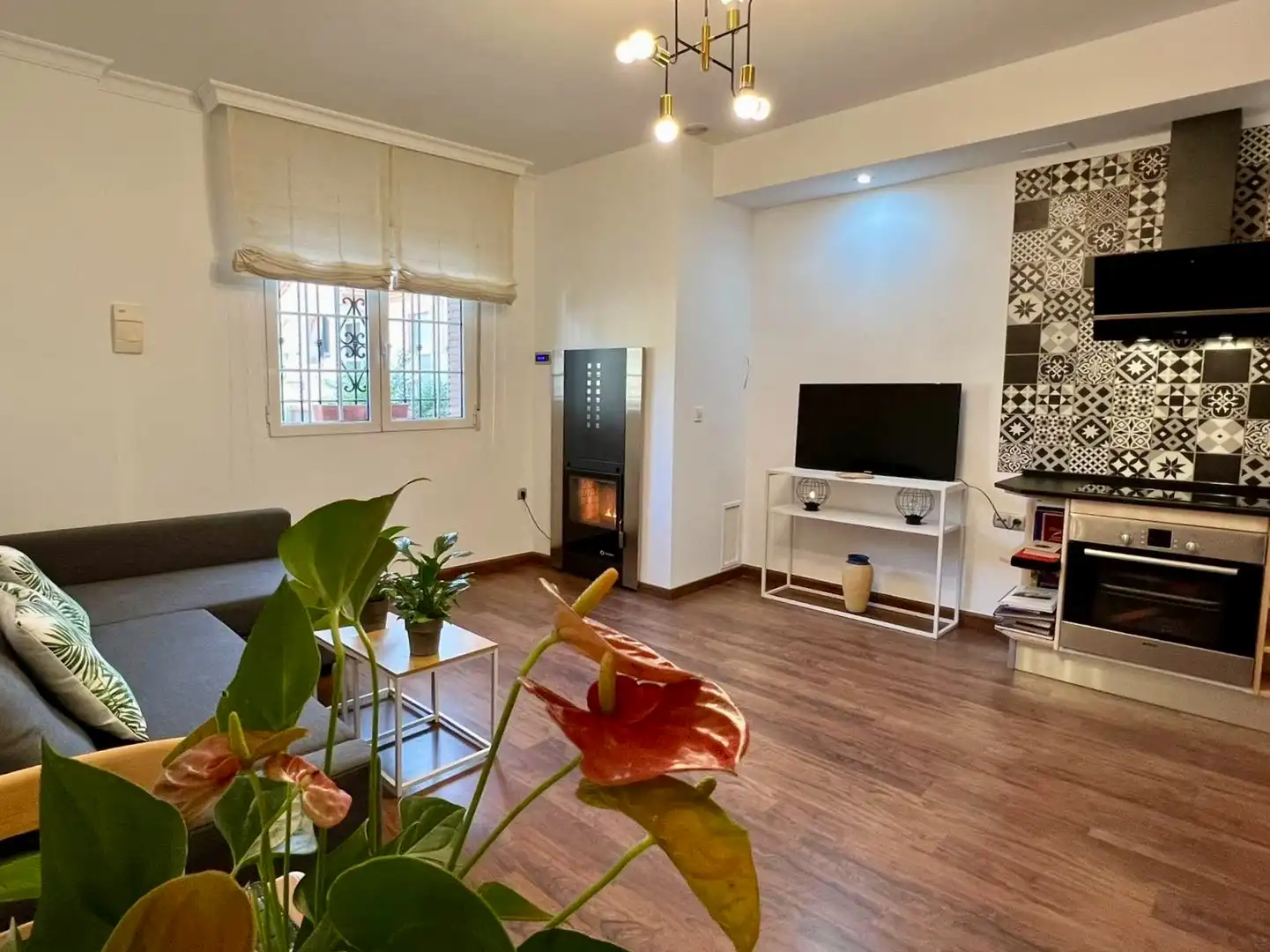 Flat with lift to rent in Avenida de Poniente 50, imagen 2