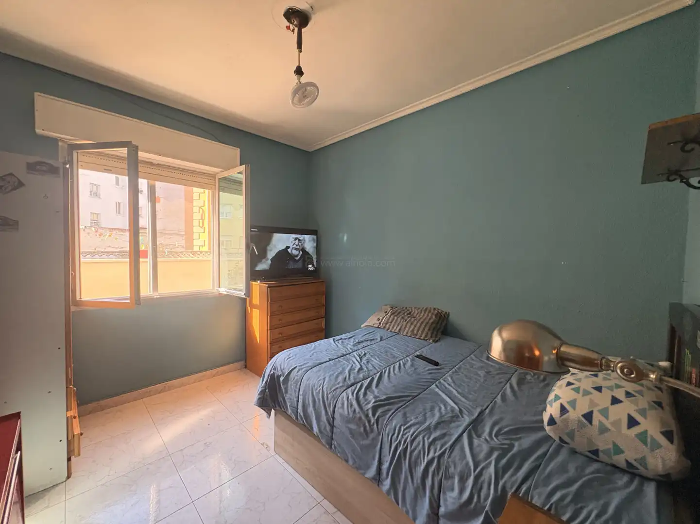 Habitación de Piso en venta en  Logroño con Calefacción