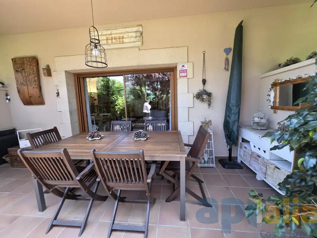 Terraza de Casa adosada en venta en Castell d'Aro, Platja d'Aro i s'Agaró con Calefacción, Jardín privado y Piscina comunitaria