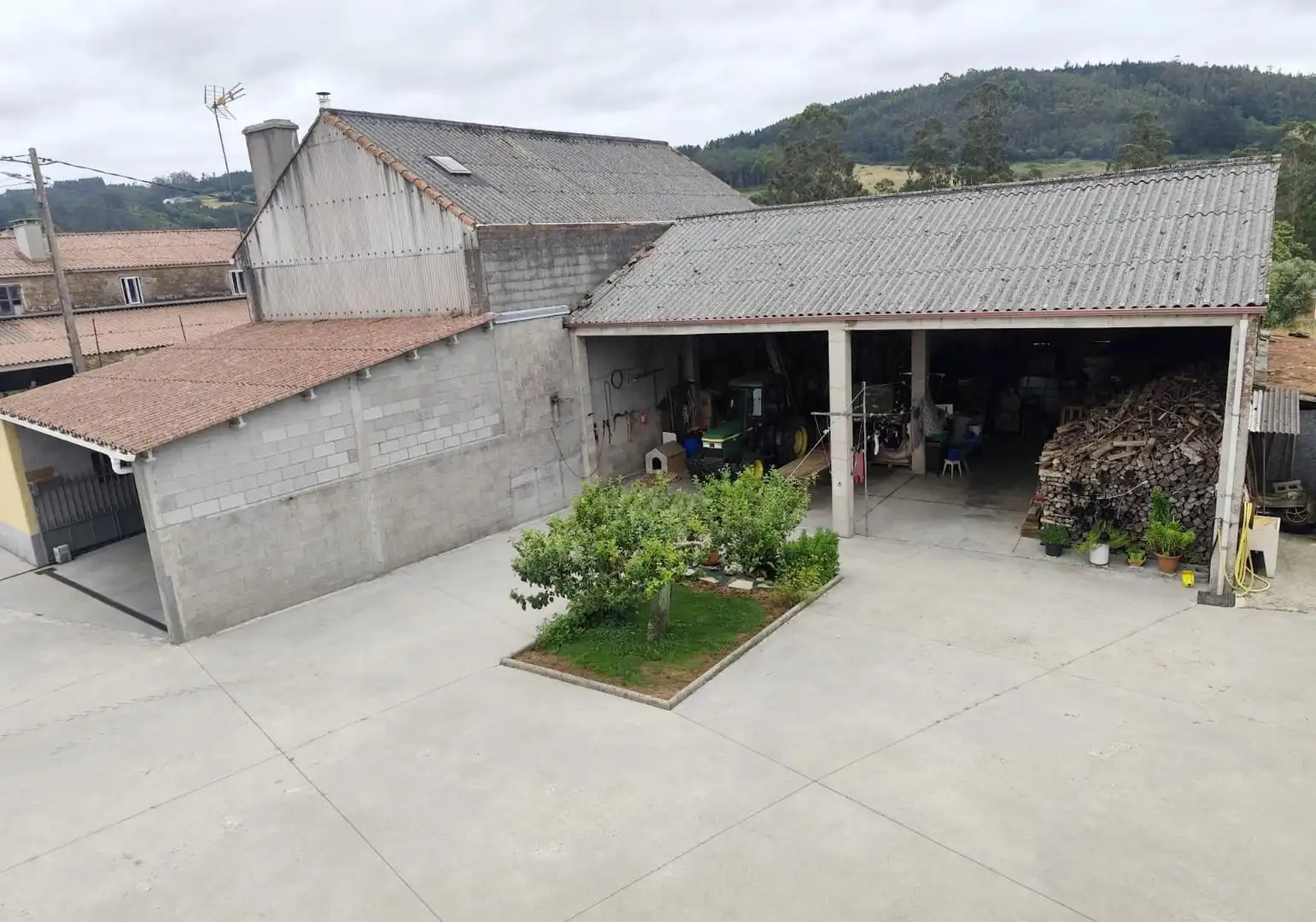 Exterior view of Houses for sale in Carballo  with Heating, Storage room and Furnished