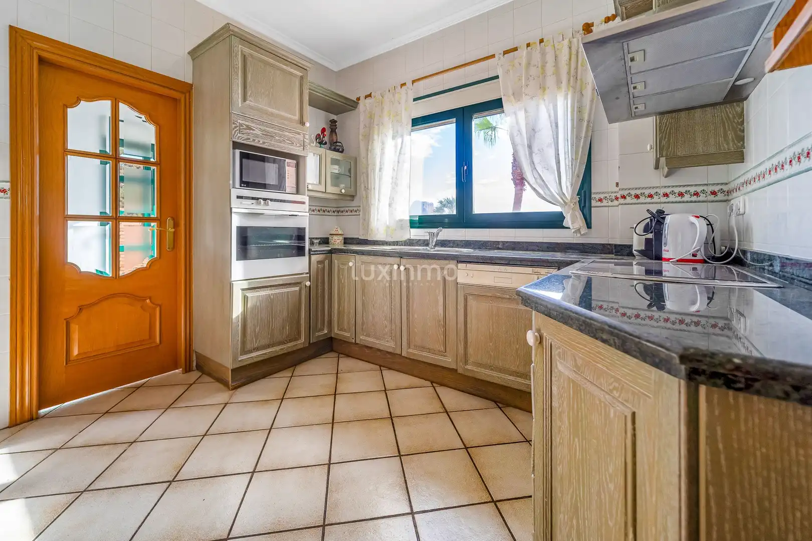 Kitchen of Houses for sale in Calpe / Calp  with Air Conditioner, Heating and Terrace