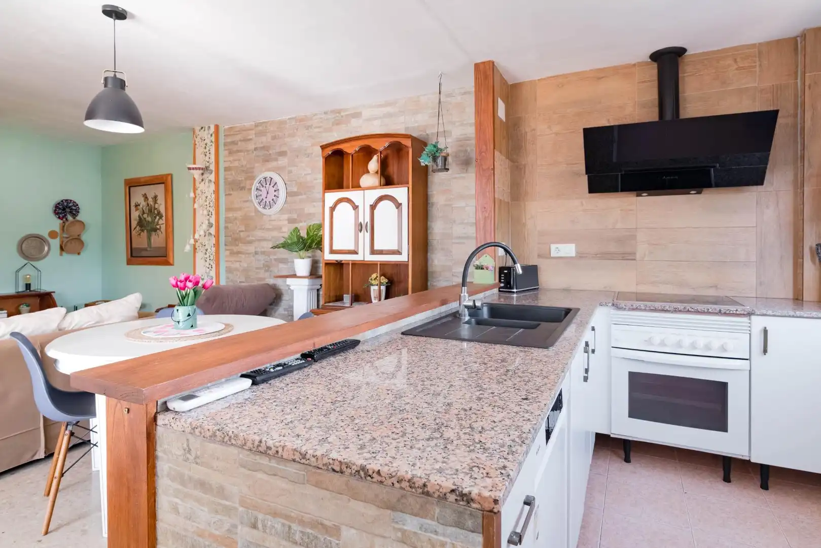 Kitchen of Attic for sale in El Faro