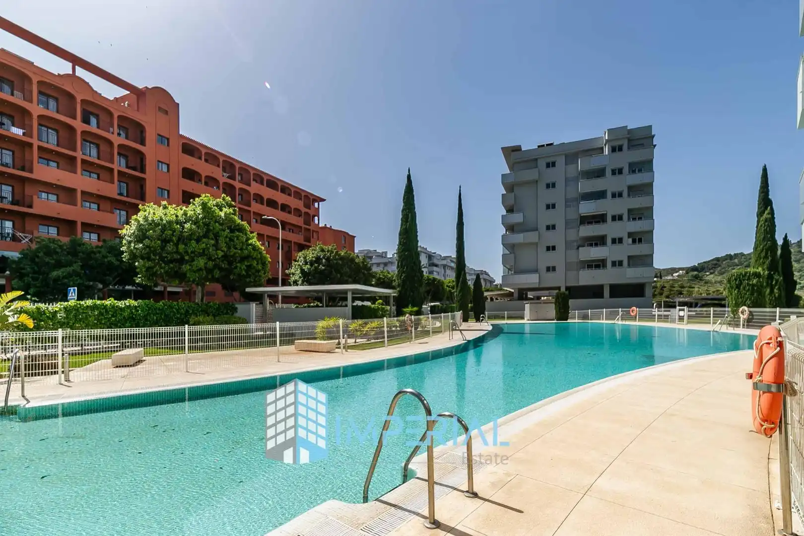 Swimming pool of Flat for sale in Fuengirola  with Air Conditioner, Heating and Terrace