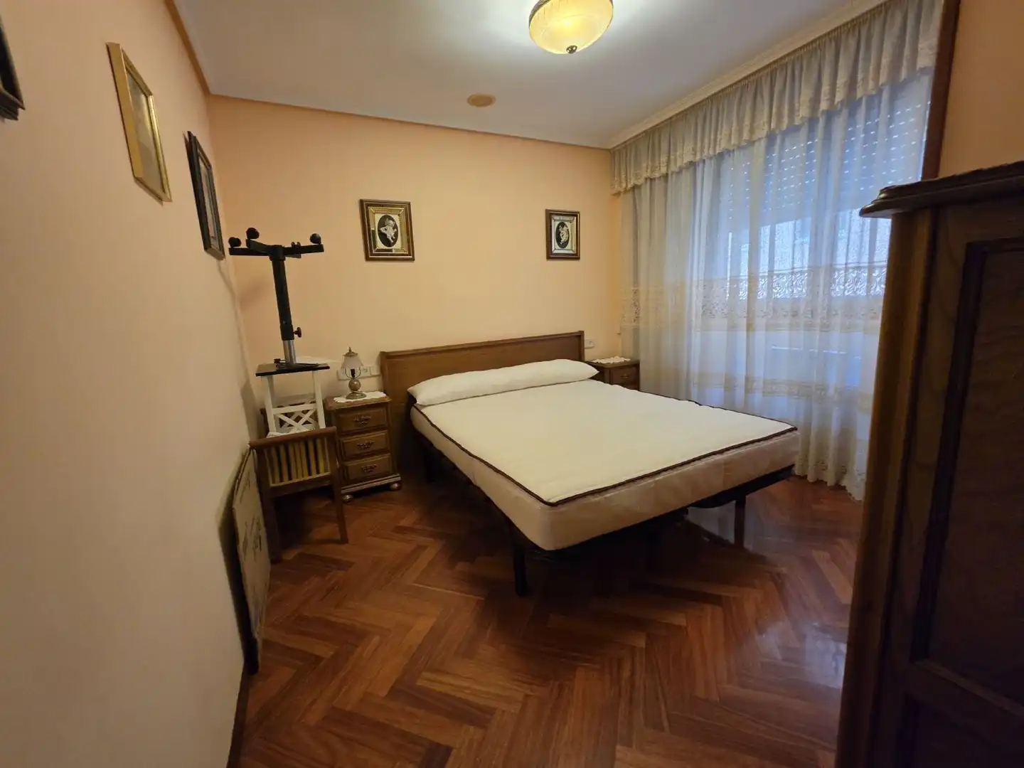 Habitación de Piso en venta en A Coruña Capital  con Calefacción y Trastero