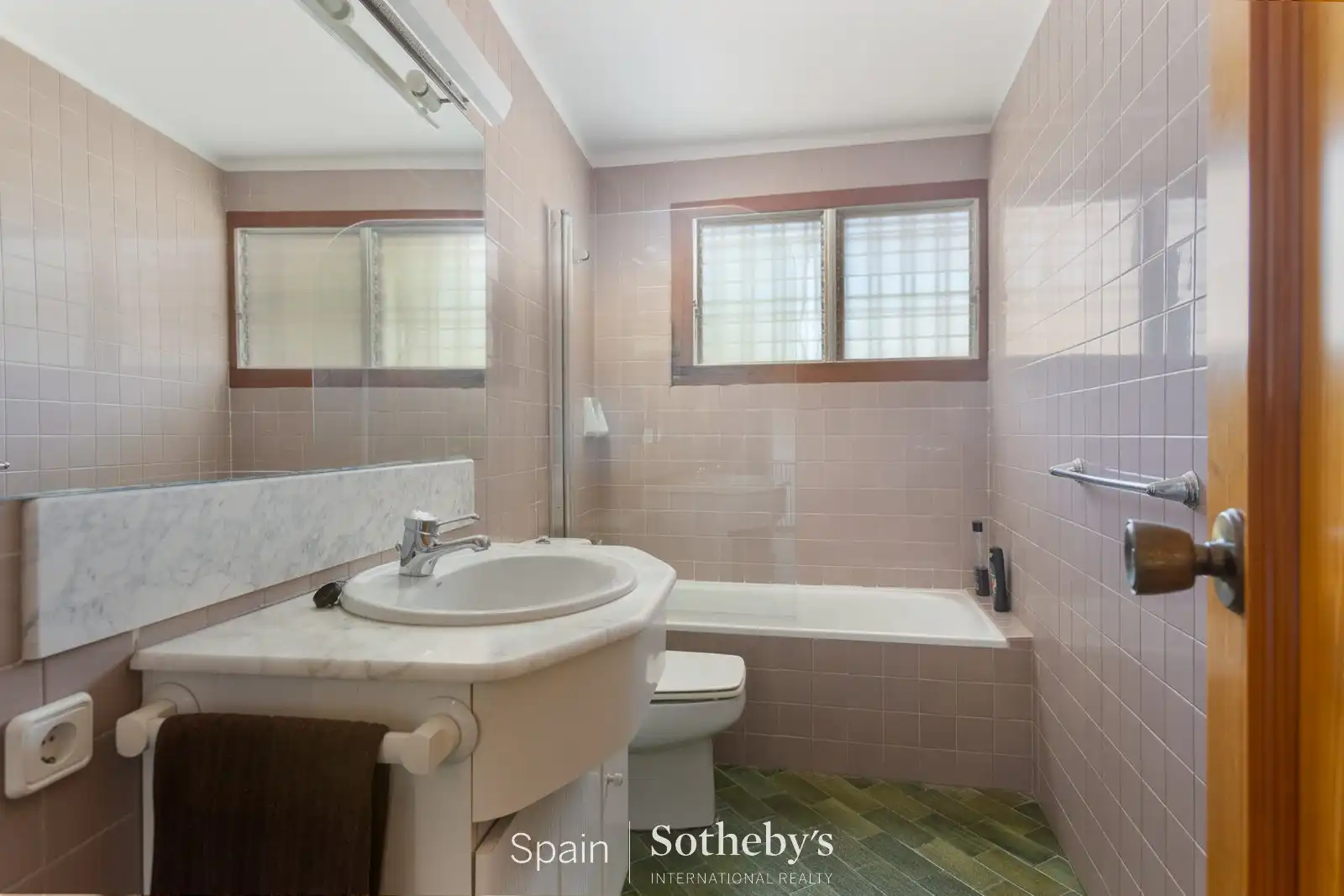 Casa con piscina en venta en Enric Morera, imagen 28