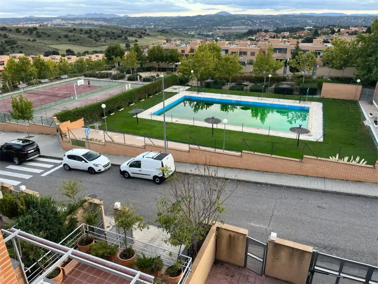 Piscina de Casa o xalet en venda en Toledo amb Aire condicionat, Jardí privat i Parquet