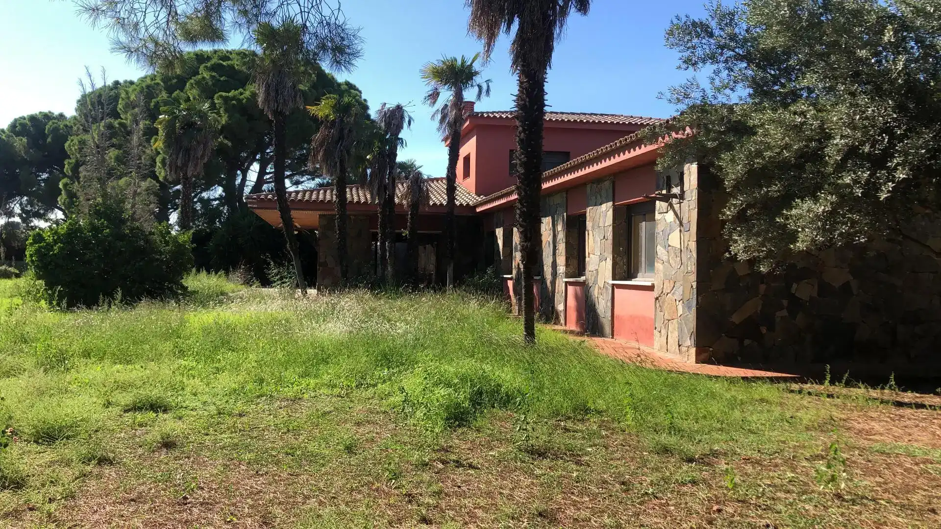 Vista exterior de Casa o xalet en venda en Vilallonga del Camp amb Jardí privat, Parquet i Traster
