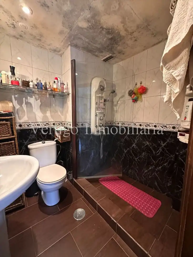 Flat for sale in Urbanizacion Parque Giralda, 1, La Hacienda - Nueva Andalucía