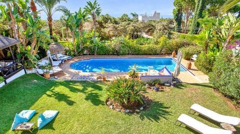 Foto 2 de Casa o xalet de lloguer a Marbesa, Marbella