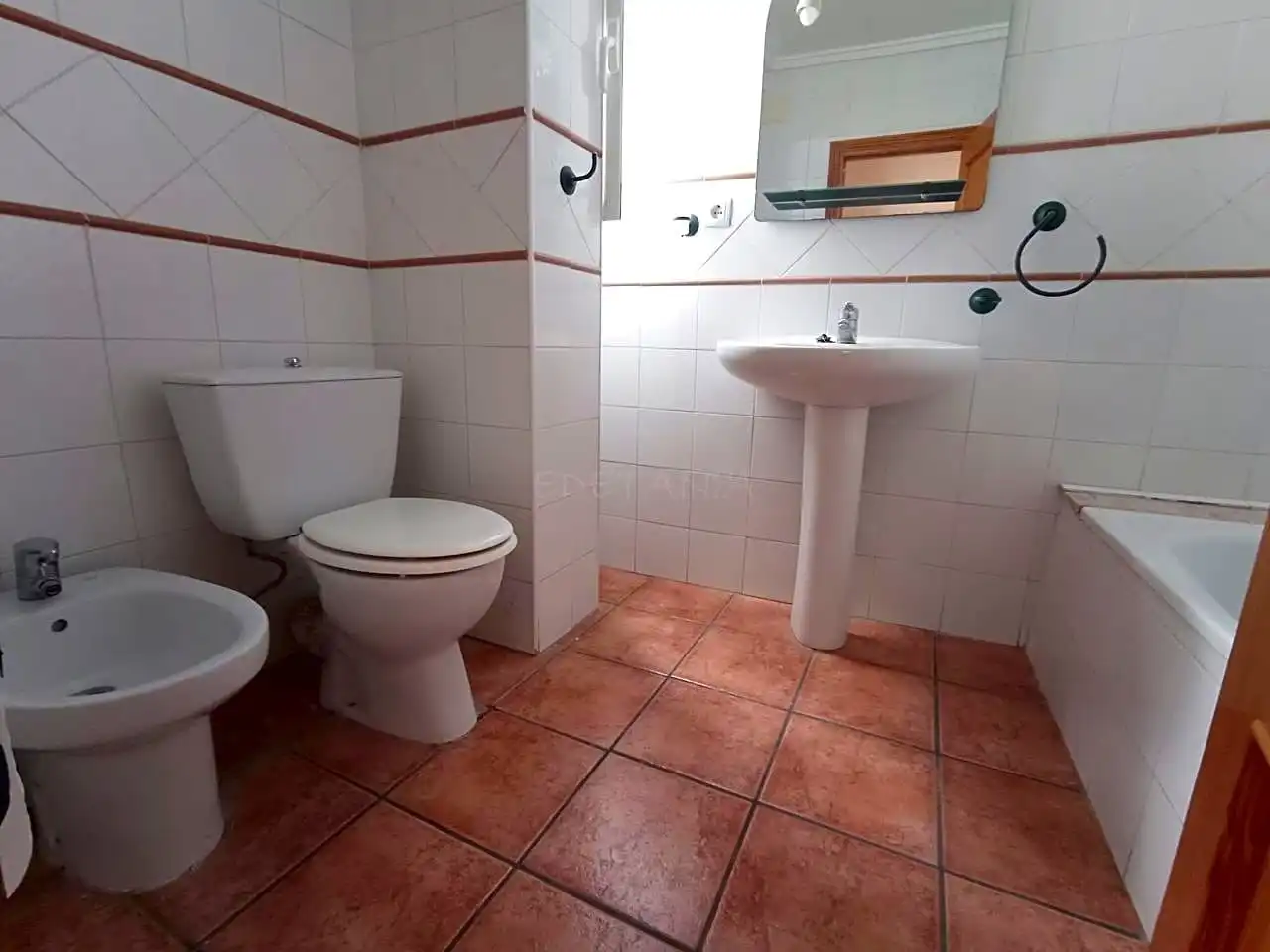 Bany de Apartament de lloguer en Moncada amb Terrassa, Moblat i Balcó